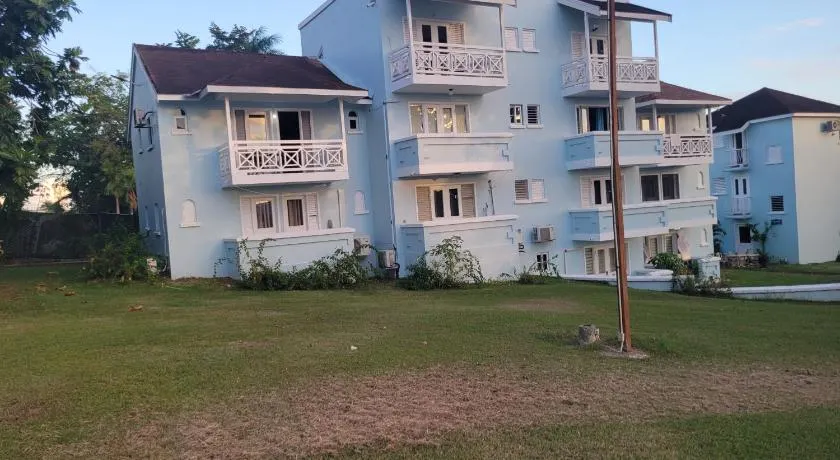 Negril Ocean View Apartment - Image 1