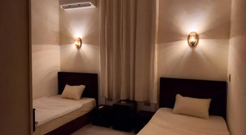Five Hostel - Image 1