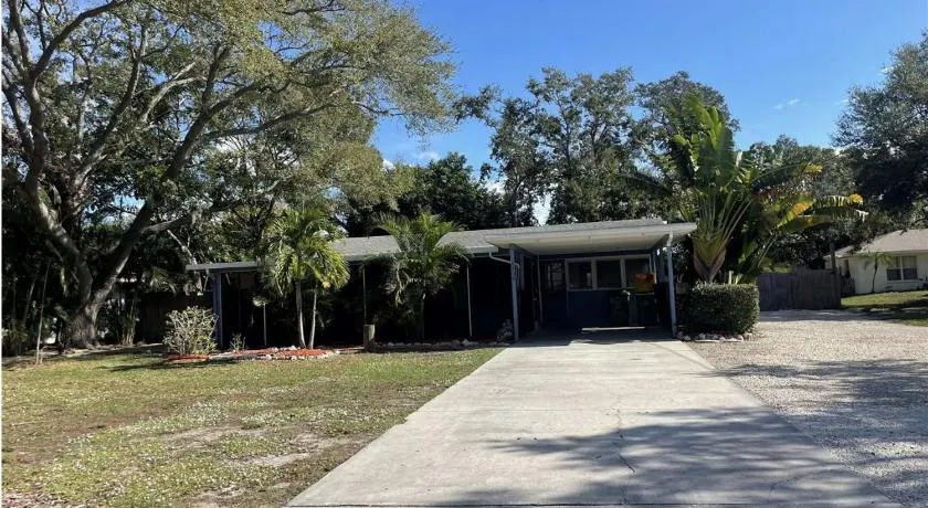 Indian Beach Cottage - Image 1