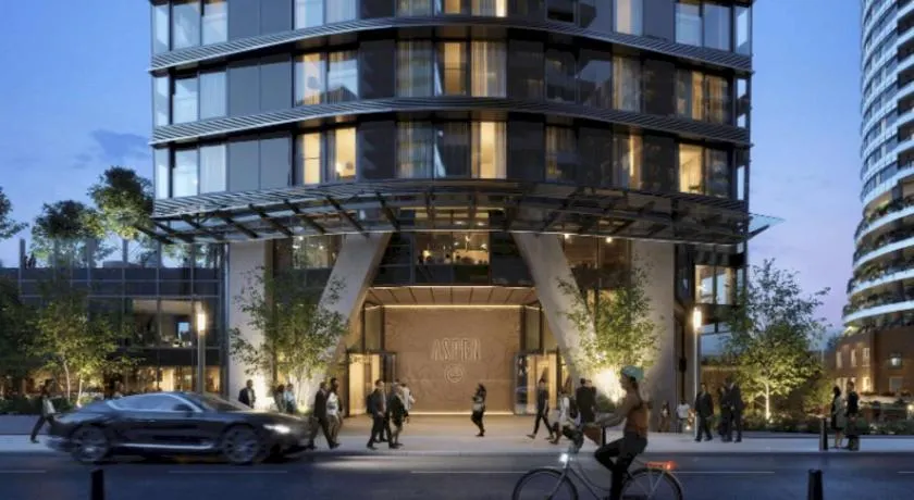Crestview Luxury Six Sleeper Skyline View Apartment - Image 1