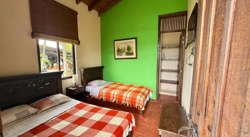 Habitacion triple - Image 1