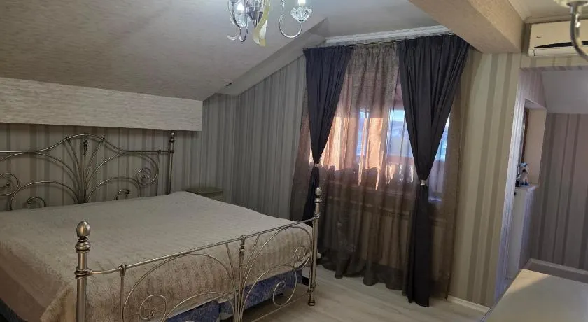Boutique Apartment with Jacuzzi Pleven - Image 1