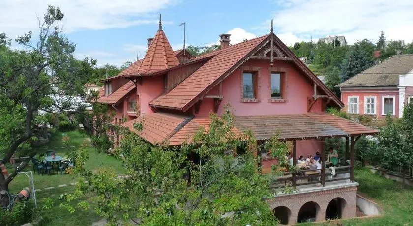 Kerámiapark Guesthaus - Image 1