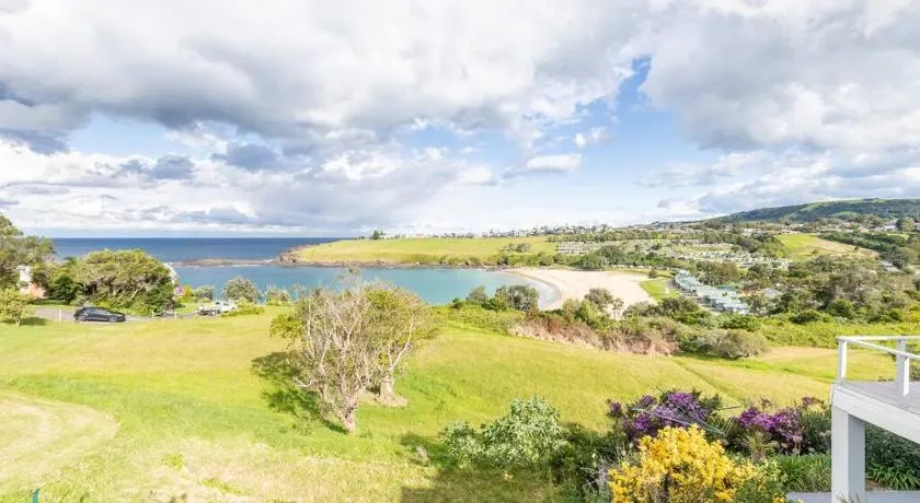 Kiama Beach House & Private Beach & Newly Renovated - Image 1