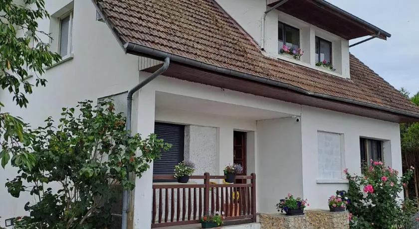 Lajufe - Image 1
