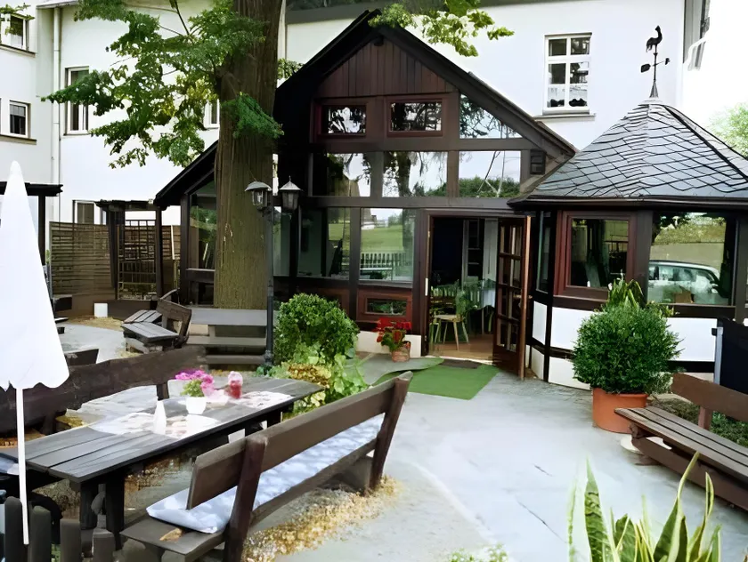 Hotel Gasthof zur Linde - Image 1