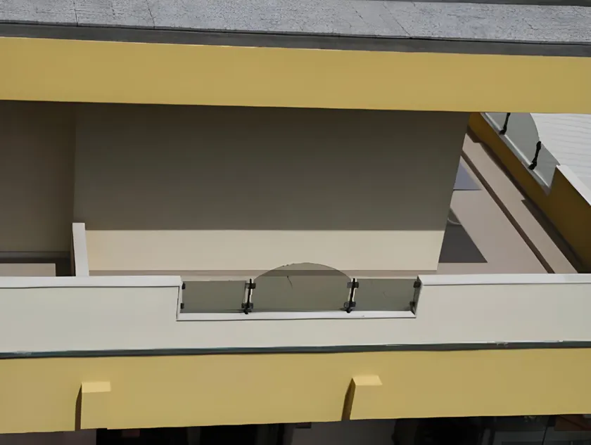 Beach Suite Hotel - Image 1