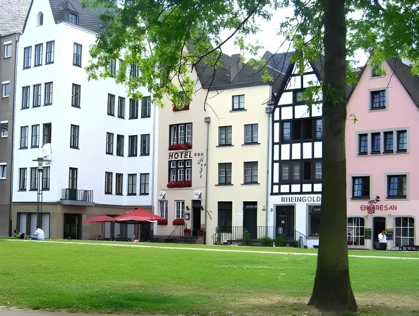 Altstadthotel Hayk am Rhein - Image 1