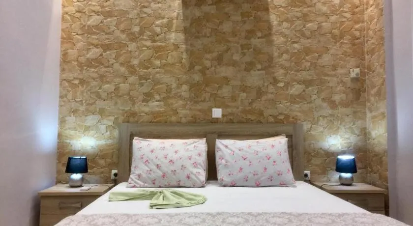 6-Stylish mini-suite for 4 people in central Rhodes! - Image 1