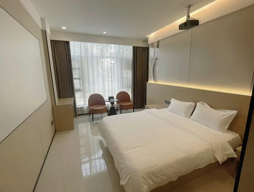 Qihang Hotel (Xingchenli Branch) in Jia County - Image 1