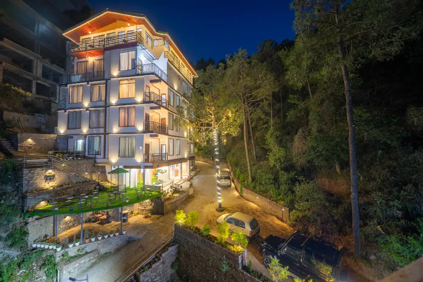 The Chalet Homestay I Luxury Rooms I Kasauli - Image 1