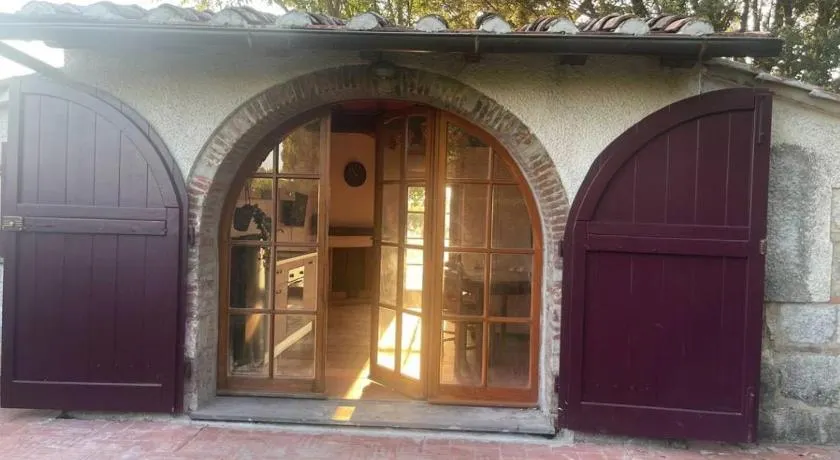Garden Guest House - Image 1