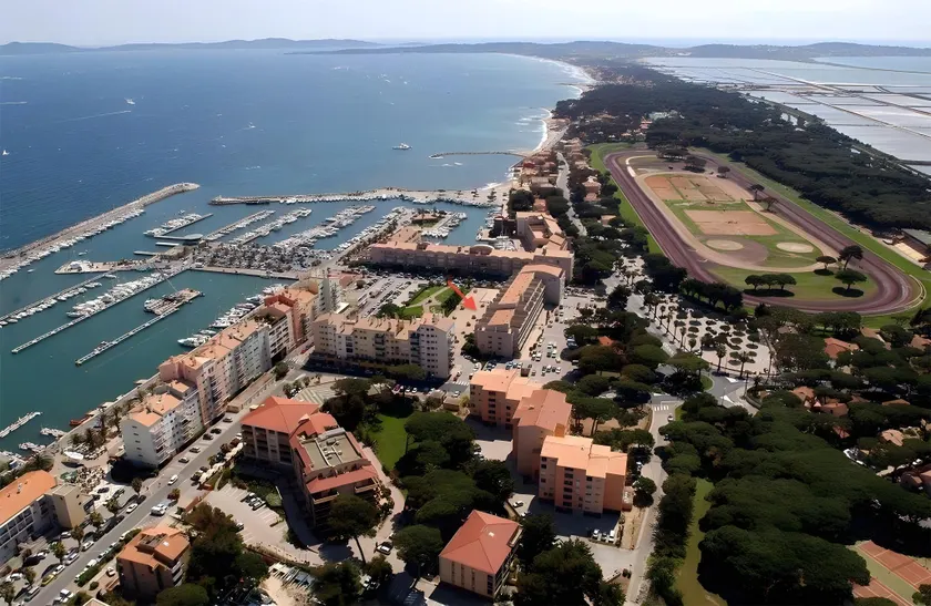 Holidays Hyères - Image 1