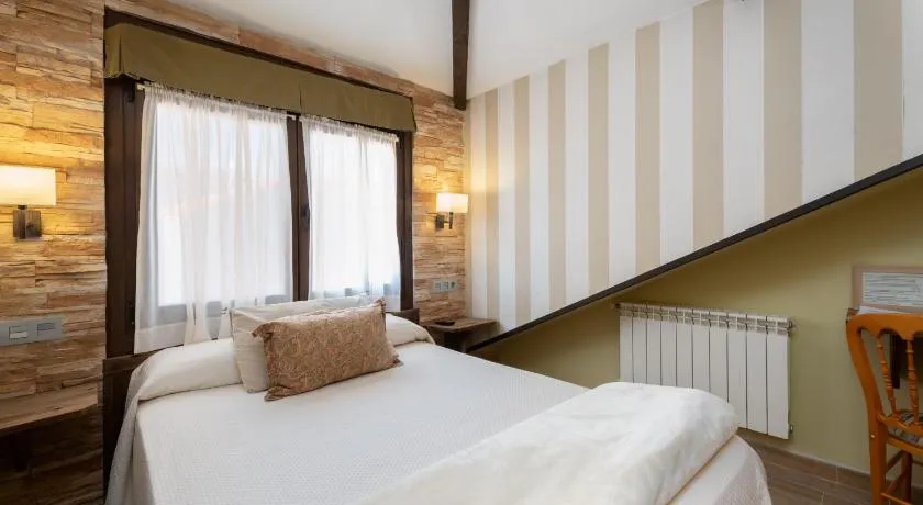 CimaVilla Rooms - Image 1