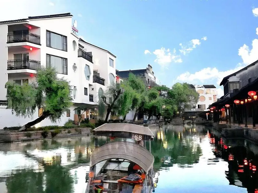 Xitang · J Romantic Riverside Homestay (Xitang Ancient Town) - Image 1