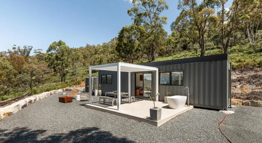 Bracken Retreat - Hobart - Image 1
