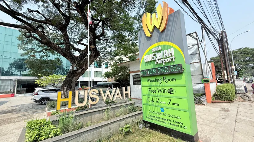 Hotel Huswah Airport - Image 1