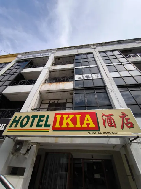 OYO 90895 Hotel Ikia - Image 1