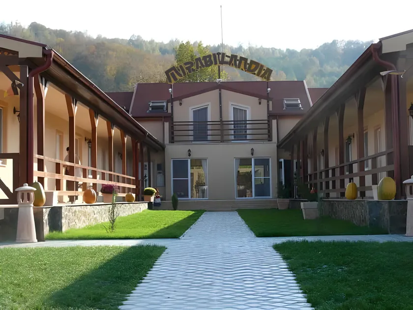 Pensiunea Mirabilandia - Image 1