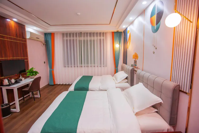 Qixin Express Hotel - Image 1