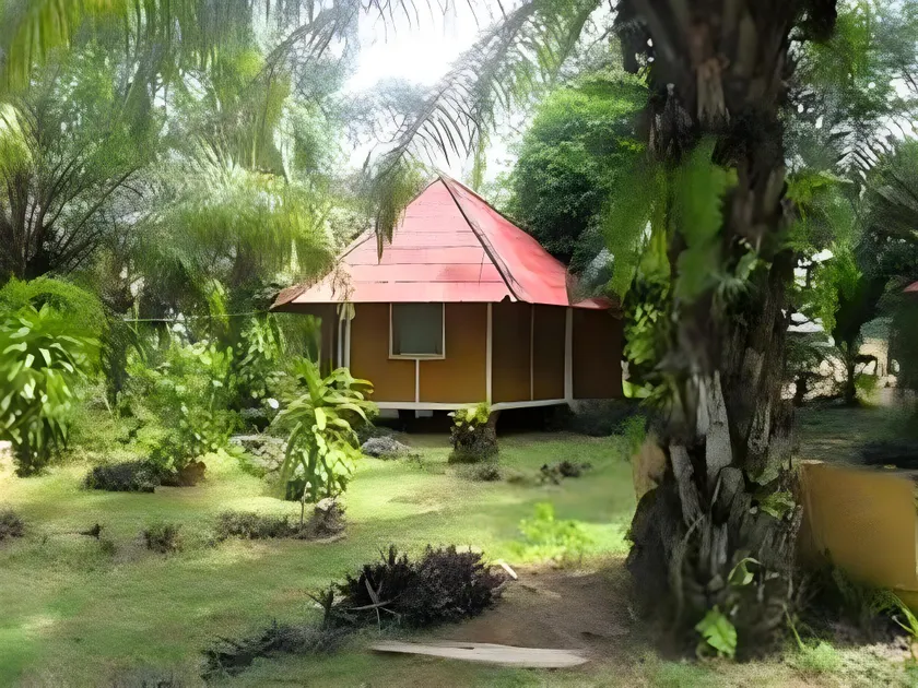 Racha Sunset Resort - Image 1