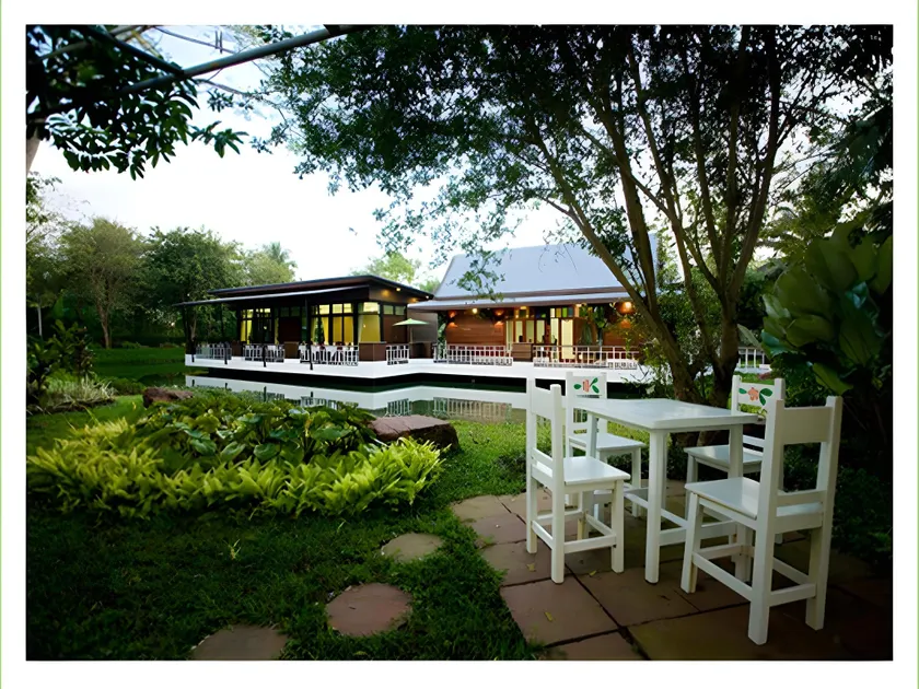 Young Coconut Garden Home Resort - Image 1