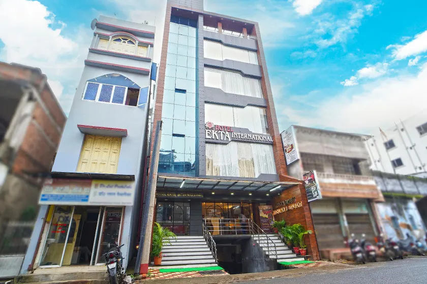 Hotel Ekta International !! 300 Mts From BABA BAIDYANATH DHAM TEMPLE !! - Image 1