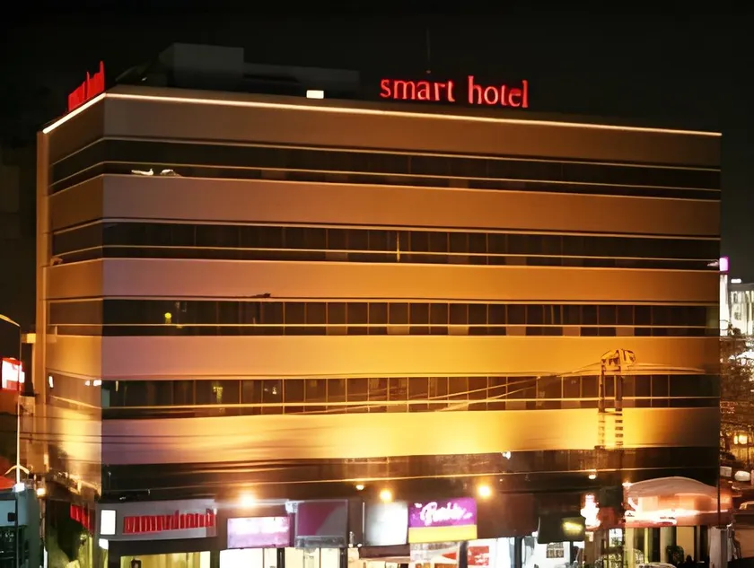 Smart Hotel - Image 1