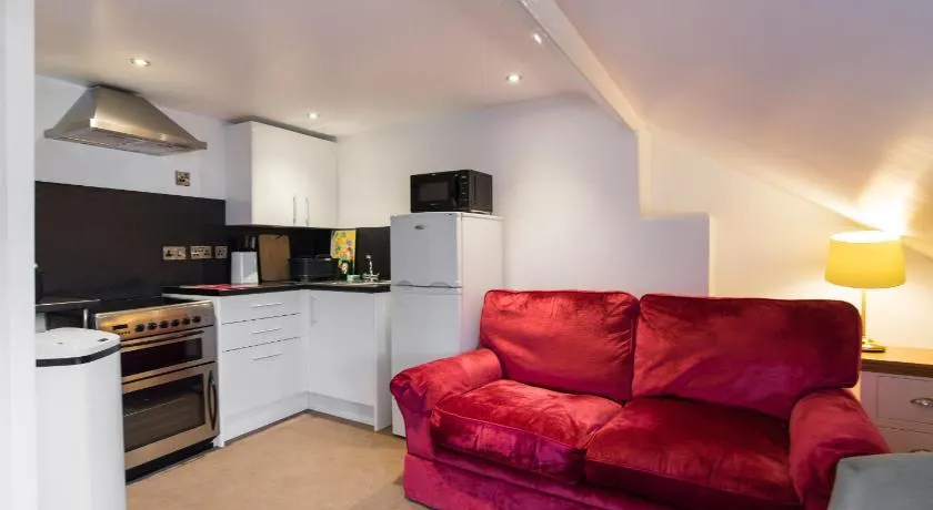 No 47 Marine Terrace - Image 1