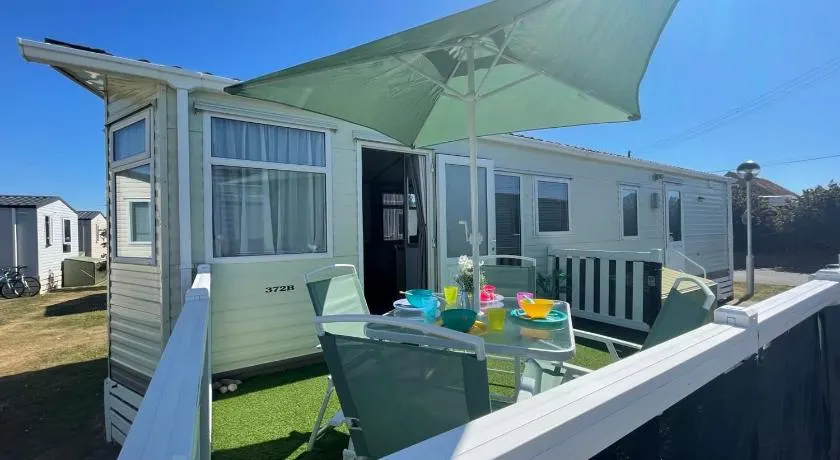 27 Tower View Pevensey Bay Holiday Park - Image 1