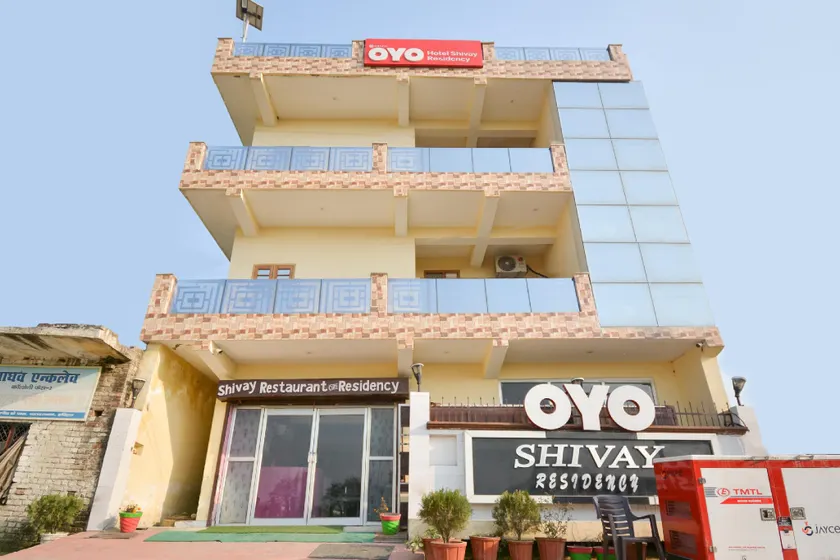 OYO Flagship 28000 Hotel Shivay Residency - Image 1