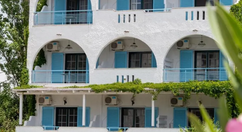 Astri Hotel - Image 1