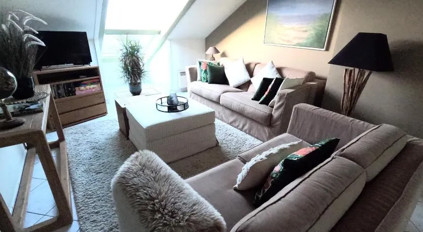 Skyview Suite - Image 1