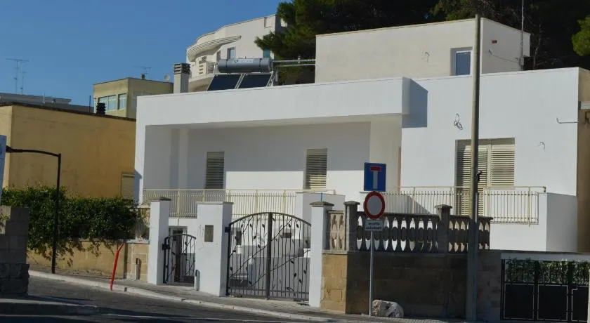 La Casa Del Gelso Bianco - Image 1