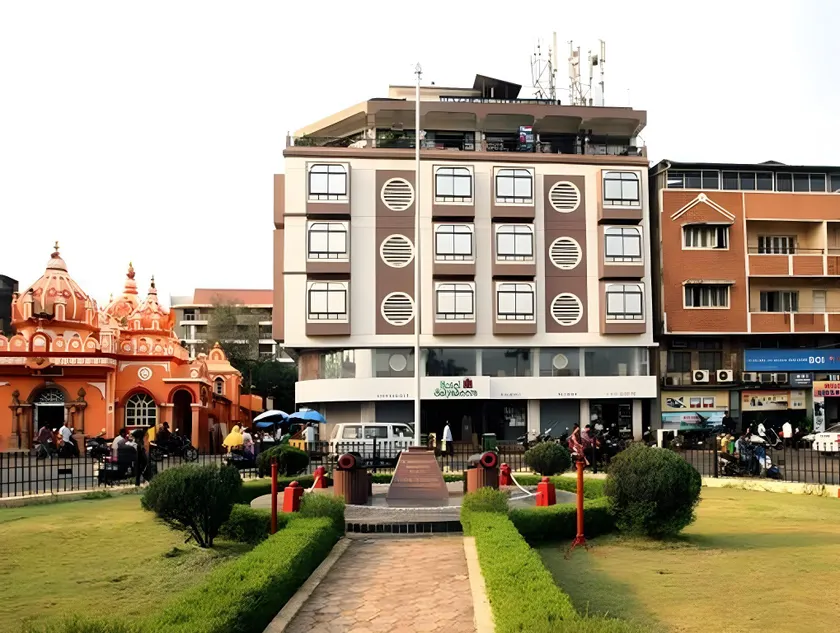 Hotel Satyaheera - Image 1