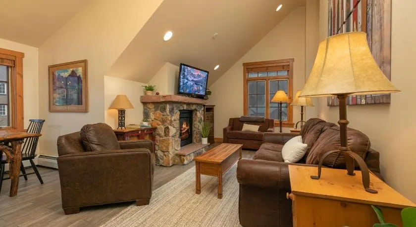 8577 Expedition Station Condo - Image 1