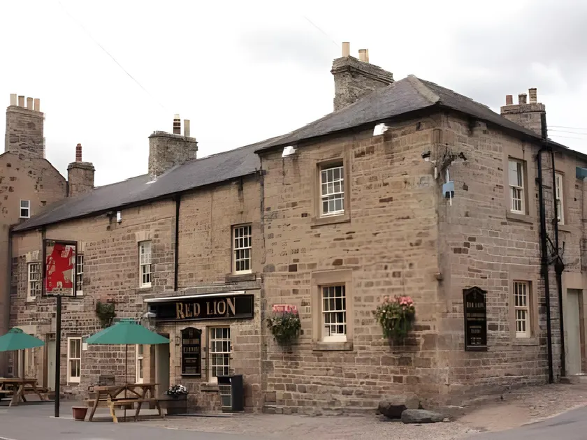 Red Lion Inn - Image 1