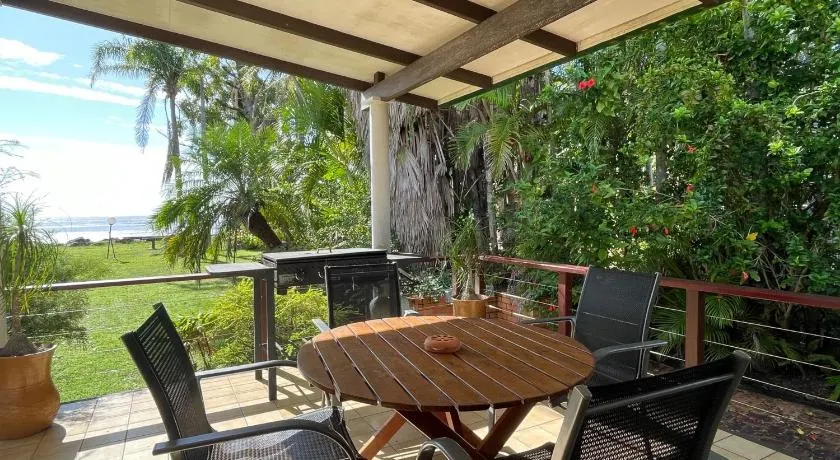 Moonshadow-Burrum Heads- Beachfront- 3BR- Water Views - Image 1