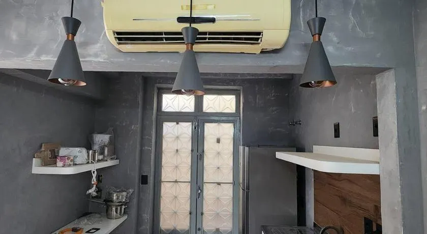 Studio com Cozinha e Banheiro Privativo - Image 1