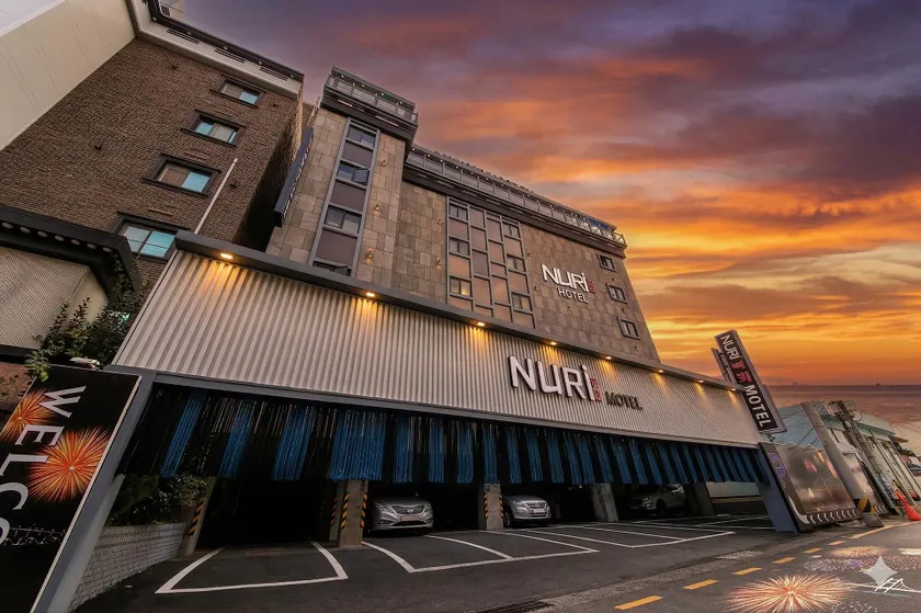Busan Gwangalli Nuri Hotel - Image 1