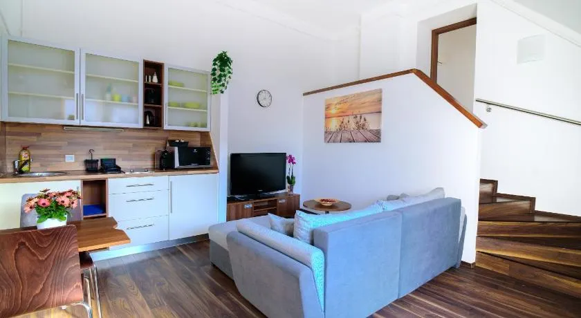 Vinosseum Bor- és Apartmanház - Image 1