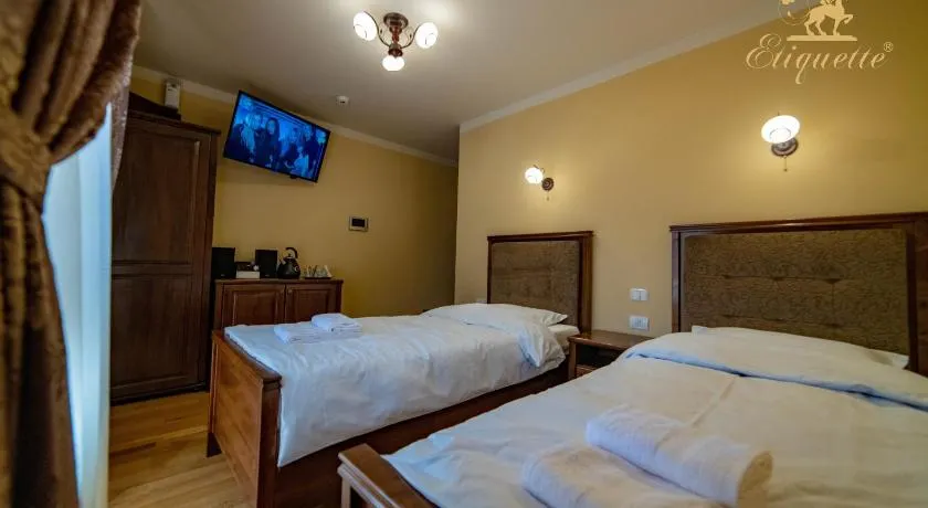 Villa Etiquette - Image 1