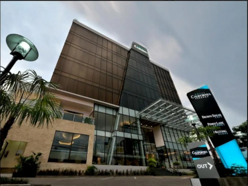 Hotel California Bandung - Image 1