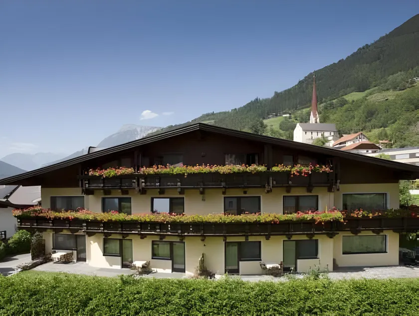 Familienorientiertes Apartment mit Terrasse, Sauna und Garten | Skifahren in der Nähe - Image 1