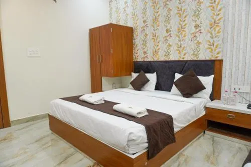 Goyal Hoteliers - Vrindavan - Image 1
