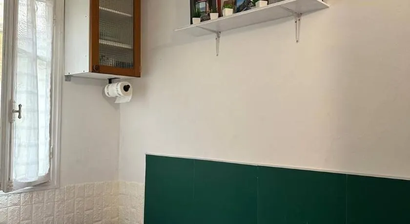 Chambre de Bonne - Image 1