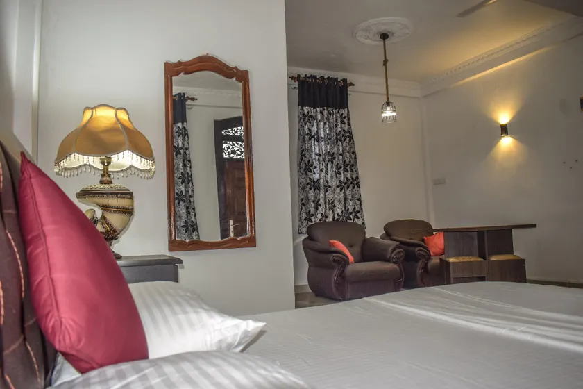 Dew Grand Regency - Image 1