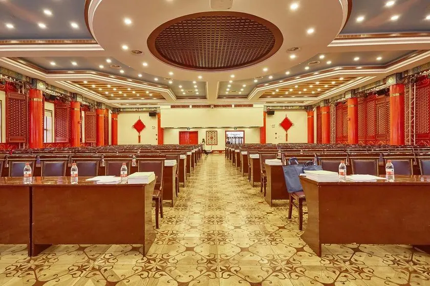 Jinxiu Hotel - Image 1