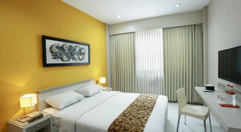 Rivisha Hotel - Image 1