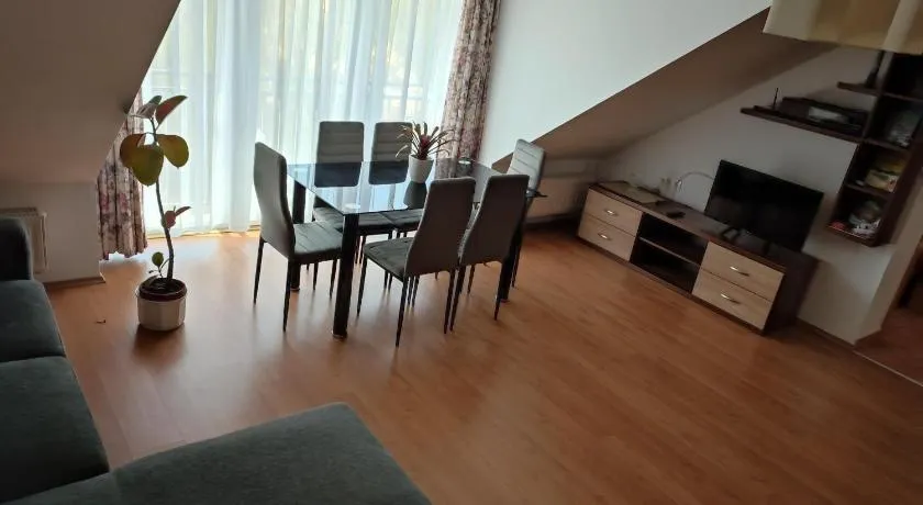 LARIX Apartman - Image 1